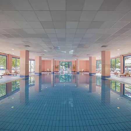 Grifid Arabella - Ultra Inclusive&aquapark Hotel 4*