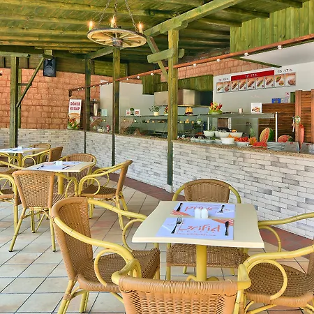 מלון Grifid Arabella 4*